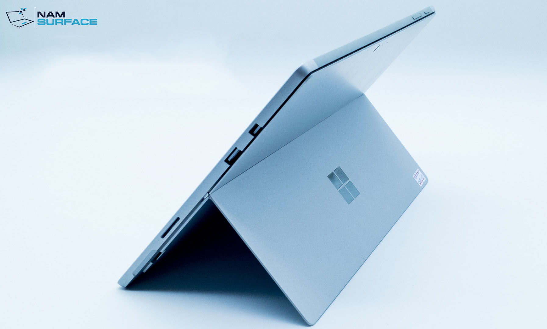 Microsoft Surface Pro 6 Core i5/ 8GB/ 256GB (Like new)